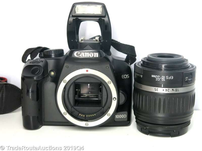 Canon EOS 1000D Digital SLR camera plus Canon 18-55mm Lens Professional KIT