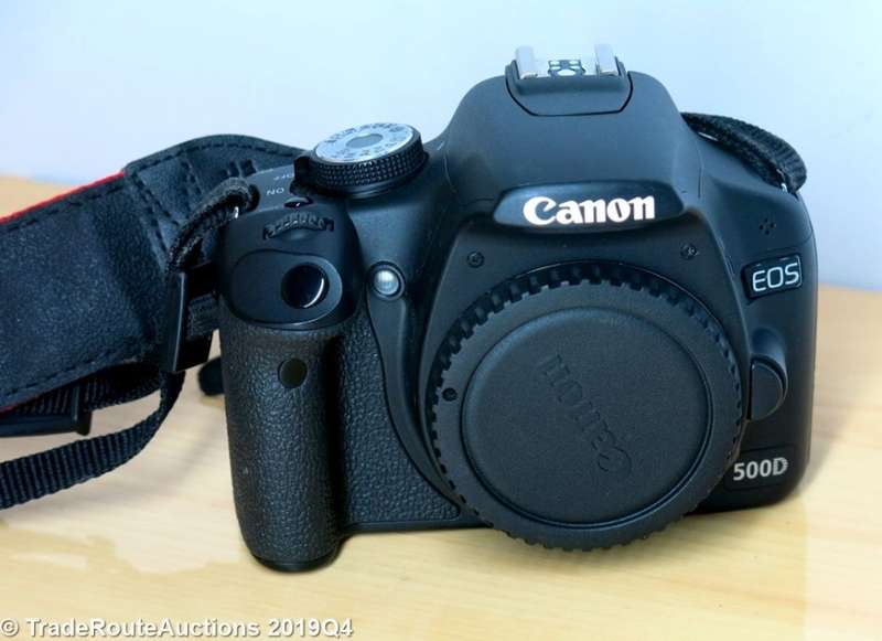 Canon EOS 500D Digital SLR camera 15.1 Megapixels FULL HD Body ONLY
