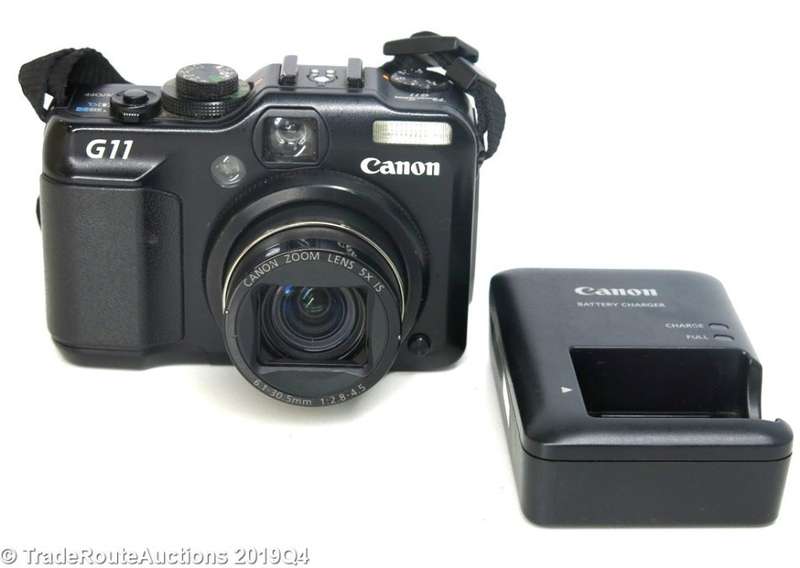 Canon PowerShot G11 Digital Camera with 5x Wide Angle Optical Stabilized Zoom and 2 8 inch LCD