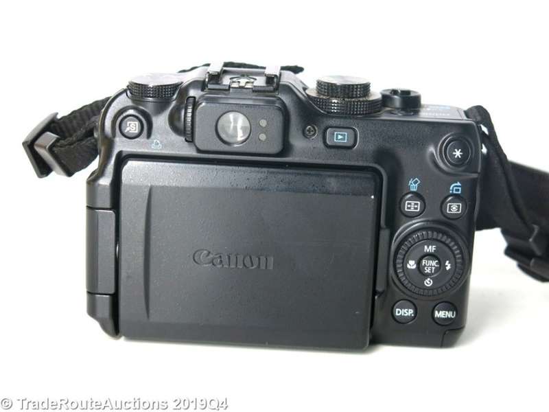 Canon PowerShot G11 Digital Camera with 5x Wide Angle Optical Stabilized Zoom and 2 8 inch LCD