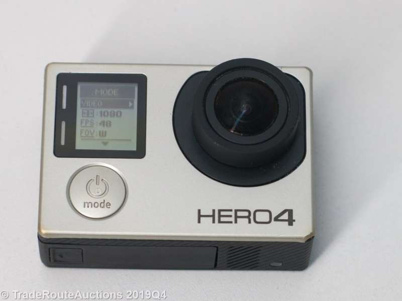 GoPro Hero4 SILVER CHDHY-401 | Built in Touch LCD Display | Wi-Fi | Comes with Casing