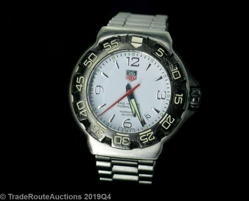 Tag Heuer Men's F1 WAC1111 white dial Men's Watch *** TAG HEUER *** Forumula 1
