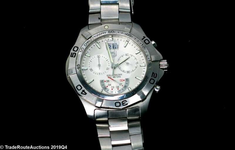 TAG Heuer Men's CAF101B Aquaracer Grande Date Watch
