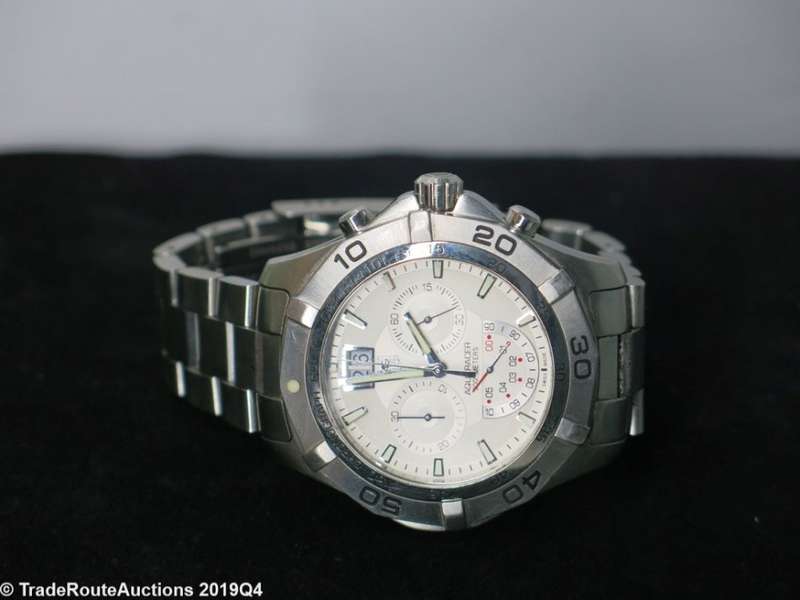 TAG Heuer Men's CAF101B Aquaracer Grande Date Watch
