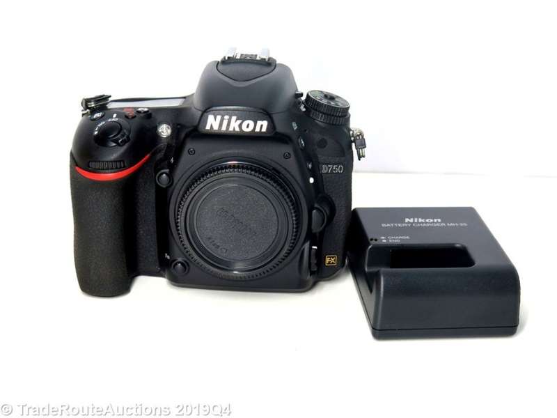 NIKON D750 | 24.3MP MEGAPIXELS | DIGITAL SLR CAMERA BODY | FX FORMAT | 6.5 FPS