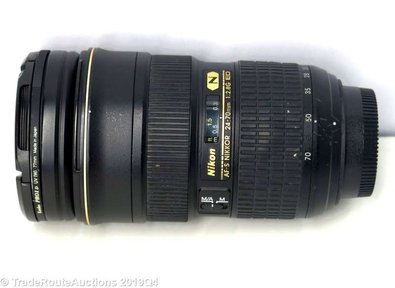 NIKON AF-S Nikkor 24-70mm f/2.8G ED N Telephoto Zoom Lens for Nikon Digital SLR Cameras