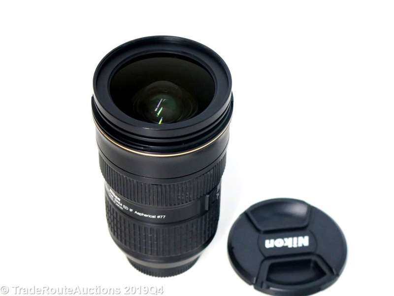 NIKON AF-S Nikkor 24-70mm f/2.8G ED N Telephoto Zoom Lens for Nikon Digital SLR Cameras