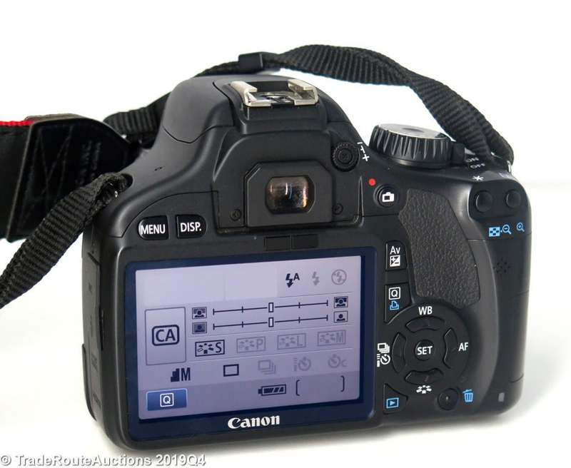 Canon EOS 550D Digital SLR camera Kit with Canon 18-55 Lens