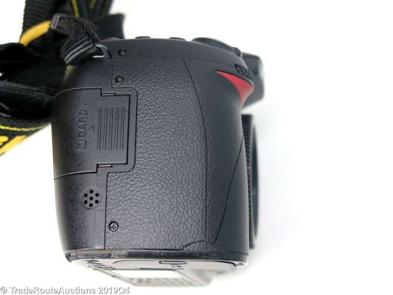 NIKON D90 PROFESSIONAL DSLR CAMERA BODY   ** NIKON ** Please read description