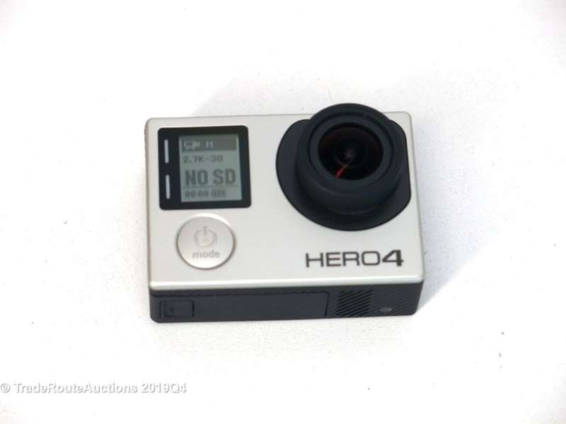 GoPro Hero4 SILVER CHDHY-401 | Built in Touch LCD Display | Wi-Fi | Comes with Casing