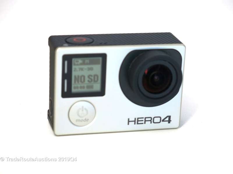 GoPro Hero4 SILVER CHDHY-401 | Built in Touch LCD Display | Wi-Fi | Comes with Casing