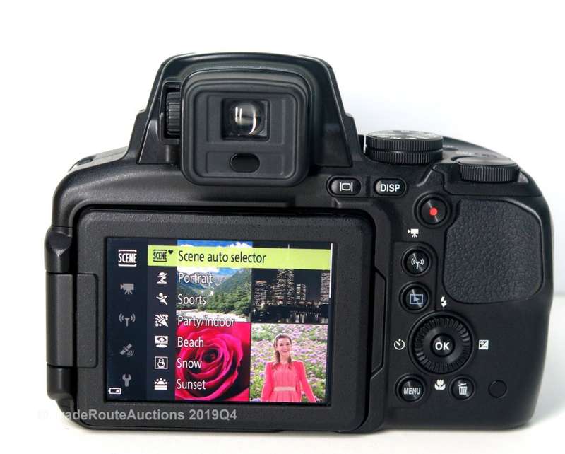 Nikon COOLPIX P900 Digital Camera, 83x Optical Zoom Full HD 1080/60p Video