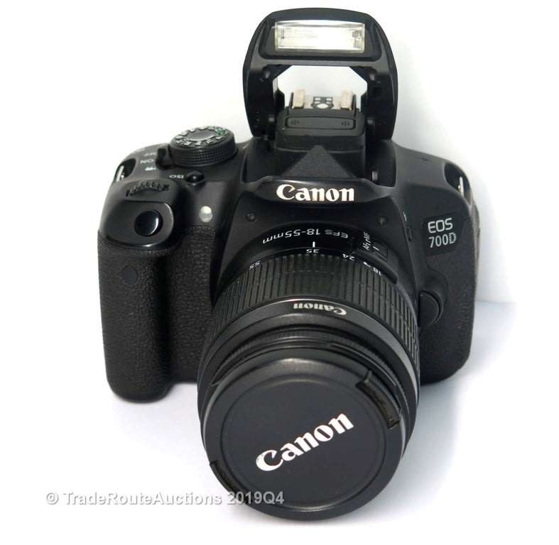 Canon EOS 700D DIGITAL SLR CAMERA KIT WITH 18-55MM iii LENS | 18.0 MP FULL HD