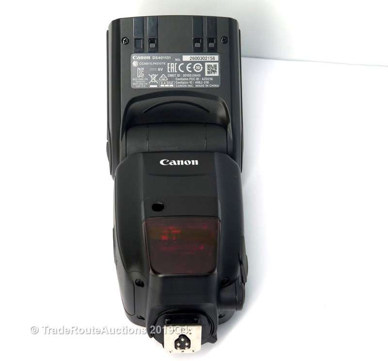 Canon Speedlite 600EXII-RT Flash for Canon EOS DIGITAL SLR Cameras *** BARGAIN ** Fits CANON DSLRs
