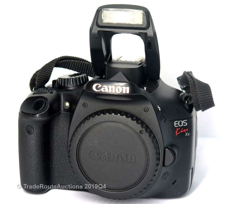 PLZ READ - Canon EOS KISS X4 (550D EQUIVALENT) Digital SLR camera 18 MP - Professional Camera Body