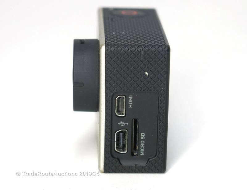 GOPRO HERO 3  CHDHN-301 [SILVER EDITION] Captures HD Video