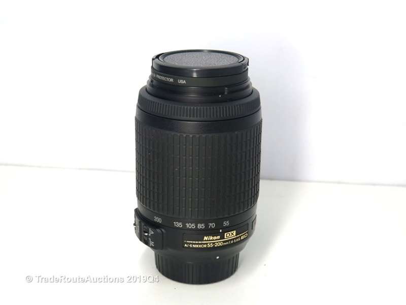 Nikon AF-S NIKKOR 55-200mm VR [ VIBRATION REDUCTION ] LENS