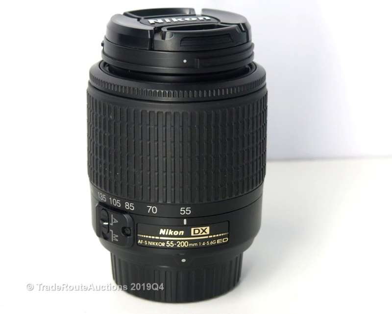 Nikon 55-200mm DX Lens for NIKON DSLR Cameras