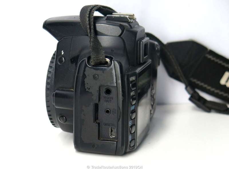 PLZ READ - Canon EOS 350D Digital SLR camera BODY ONLY (BLACK)