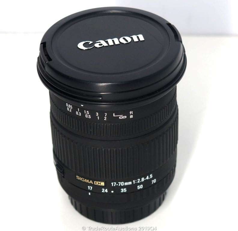 SIGMA DC 17-70mm 1:2.8-4.5 LENS for CANON DIGITAL SLR CAMERAS