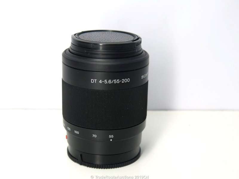 Sony 55-200mm f/4-5.6 Compact Super Telephoto Zoom Lens - For Sony DSLR Cameras