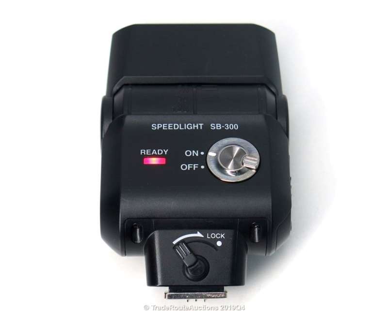 Nikon SB-300 AF Speedlight Flash for Nikon Digital SLR Cameras