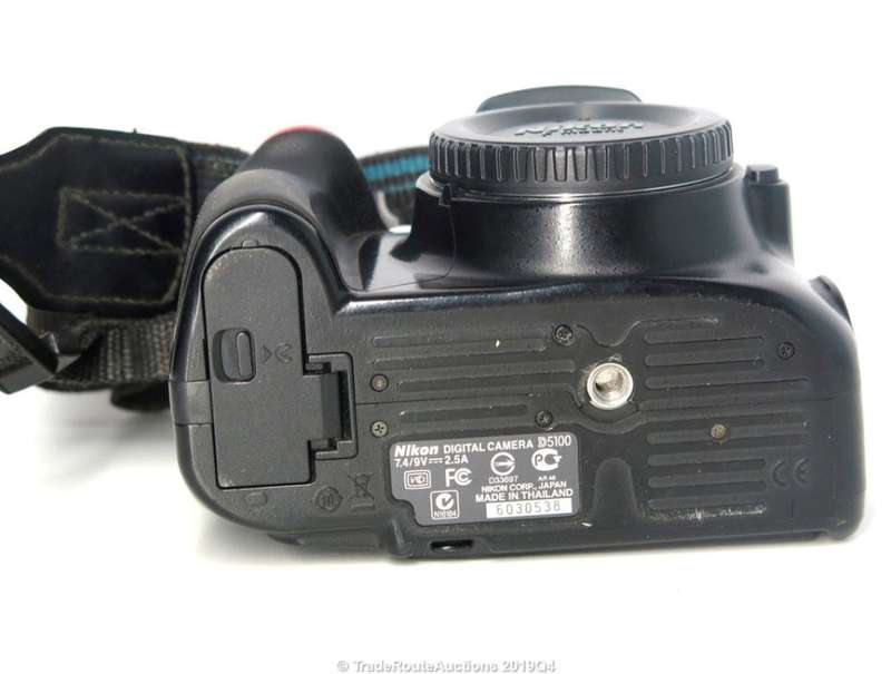 NIKON D5100 DSLR CAMERA BODY ONLY - 16.2 MEGAPIXELS