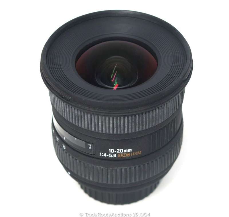 Sigma 10-20mm f/4-5.6 EX DC HSM Lens for NIKON Digital SLR Cameras - WIDE ANGLE