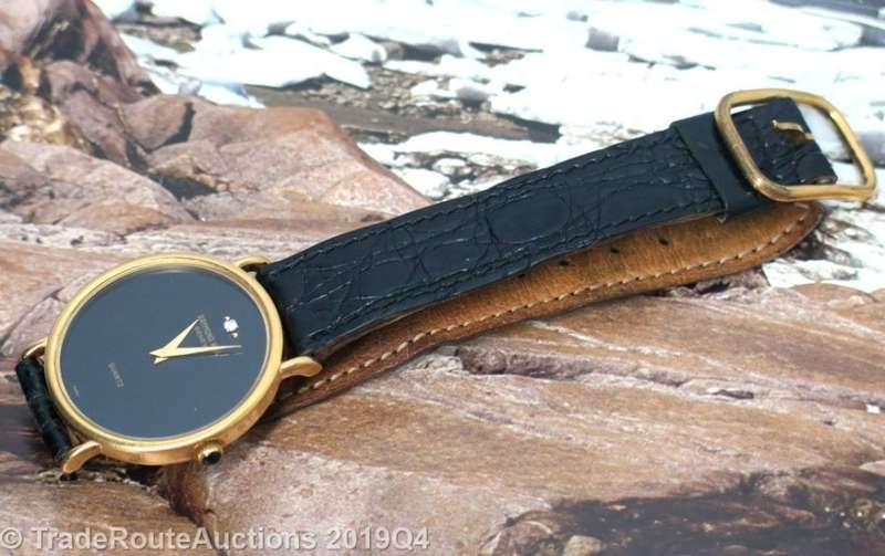 Raymond Weil 9030 Leather Strap Midsize Watch *** RAYMOND WEIL ***