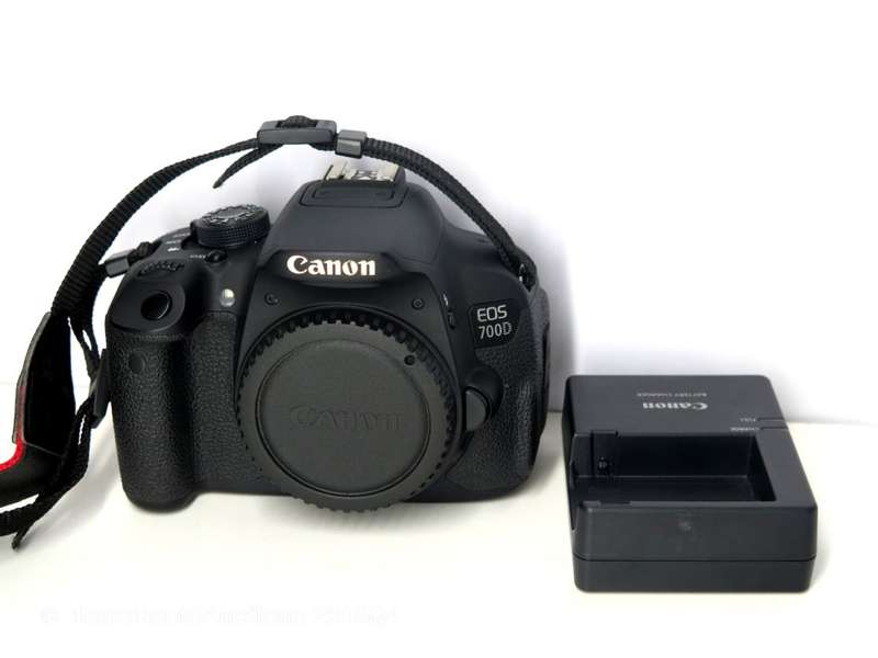 Canon EOS 700D DIGITAL SLR CAMERA BODY ONLY | 18.0 MP FULL HD