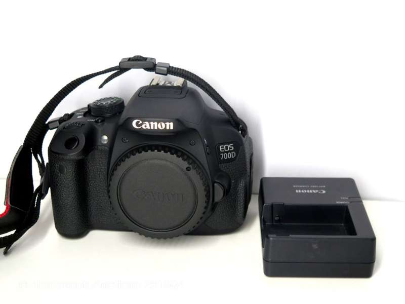Canon EOS 700D DIGITAL SLR CAMERA BODY ONLY | 18.0 MP FULL HD