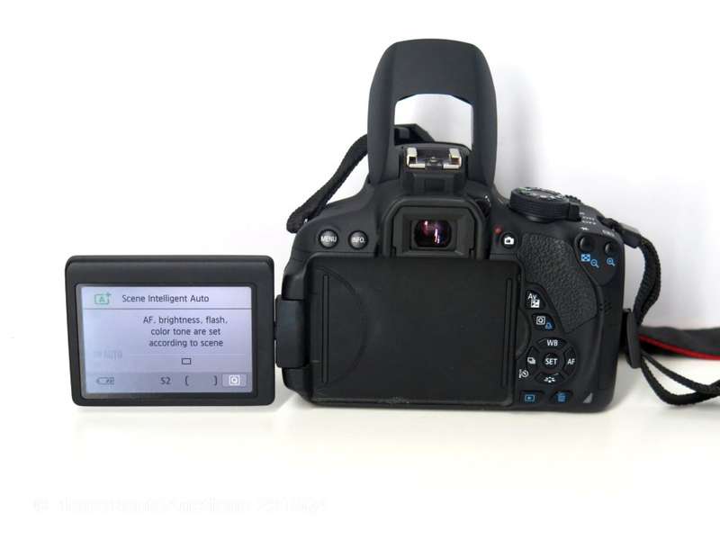 Canon EOS 700D DIGITAL SLR CAMERA BODY ONLY | 18.0 MP FULL HD