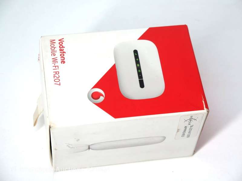 Vodafone Mobile Wi-Fi R207 Wireless Hotspot Modem Router