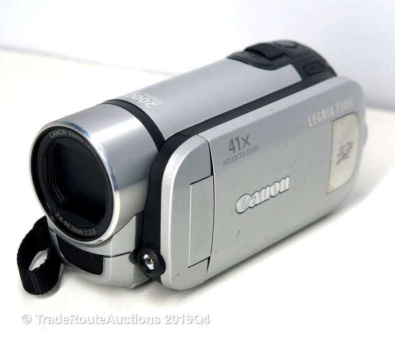 Canon LEGRIA FS406 Camcorder - Silver (41x Optical Zoom, 2.7 inch Widescreen LCD)