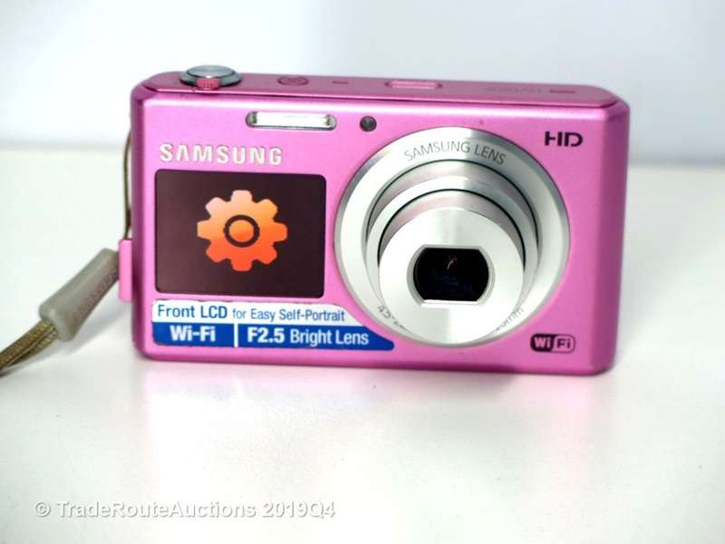 Samsung DV150F 16.2MP Smart WiFi Digital Camera with 5x Optical Zoom & 2.7" / 1.48" front LCD