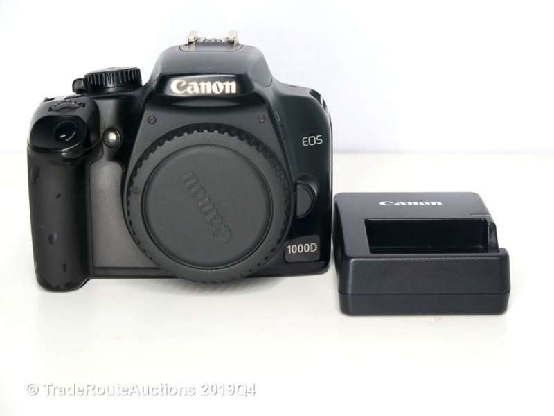 Canon EOS 1000D Digital SLR camera BODY ONLY