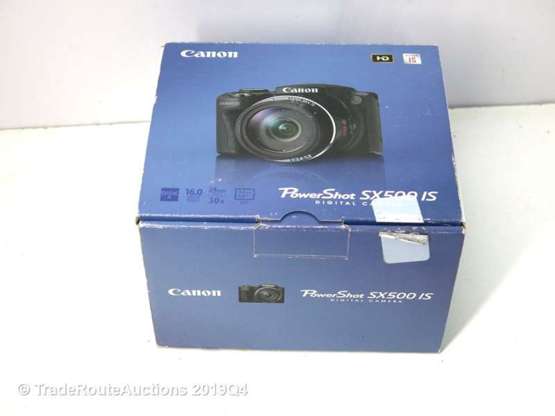 Canon PowerShot SX500 IS 16.0 MP with 30x Wide-Angle Optical IS Zoom and 3.0-Inch LCD