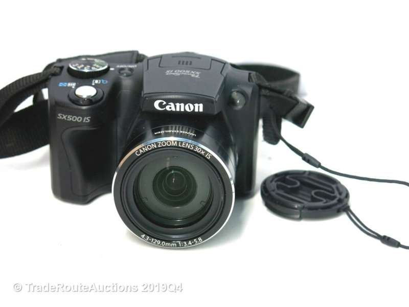 Canon PowerShot SX500 IS 16.0 MP with 30x Wide-Angle Optical IS Zoom and 3.0-Inch LCD