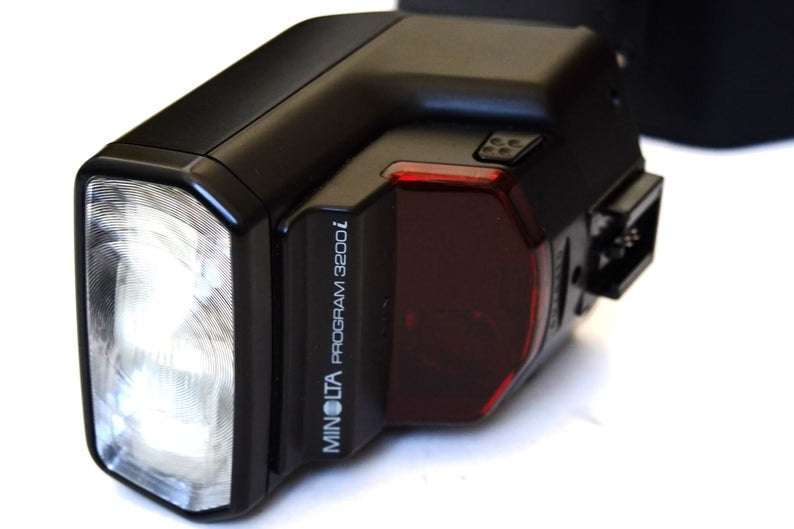 Minolta PROGRAM 3200i flash for Sony & Minolta Cameras