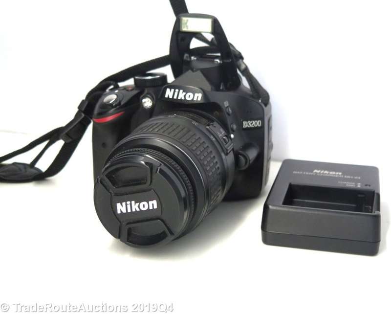 Nikon D3200 24.2 MP CMOS Digital SLR with 18-55mm f/3.5-5.6 AF-S DX NIKKOR Zoom Lens - 24.2 MP