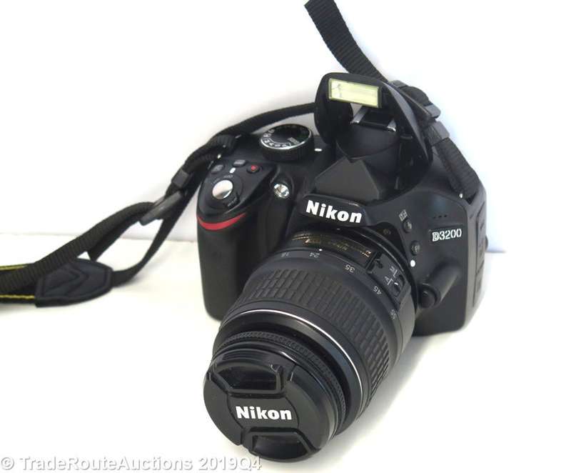 Nikon D3200 24.2 MP CMOS Digital SLR with 18-55mm f/3.5-5.6 AF-S DX NIKKOR Zoom Lens - 24.2 MP