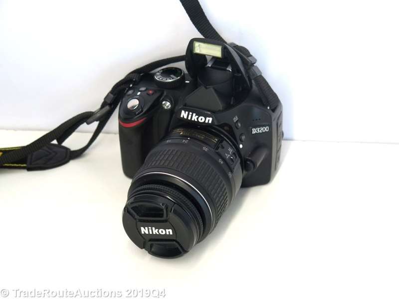 Nikon D3200 24.2 MP CMOS Digital SLR with 18-55mm f/3.5-5.6 AF-S DX NIKKOR Zoom Lens - 24.2 MP