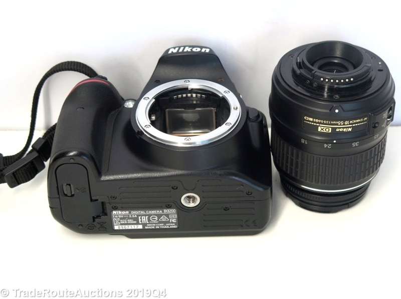 Nikon D3200 24.2 MP CMOS Digital SLR with 18-55mm f/3.5-5.6 AF-S DX NIKKOR Zoom Lens - 24.2 MP