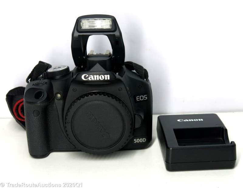 Canon EOS 500D Digital SLR camera 15.1 Megapixels FULL HD Body ONLY