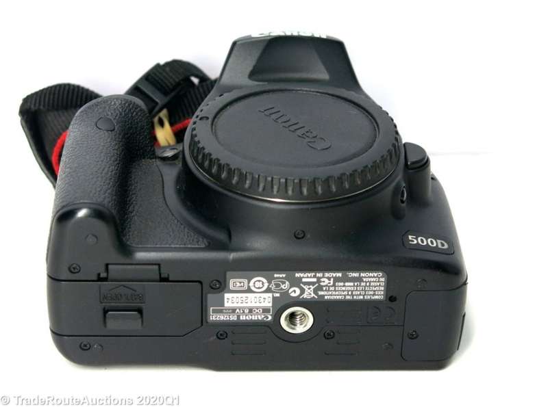 Canon EOS 500D Digital SLR camera 15.1 Megapixels FULL HD Body ONLY