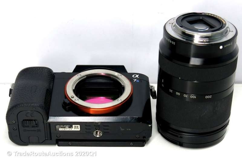 Sony Alpha a7S Mirrorless Digital Camera Kit with Sony 18-200 Lens FULL FRAME