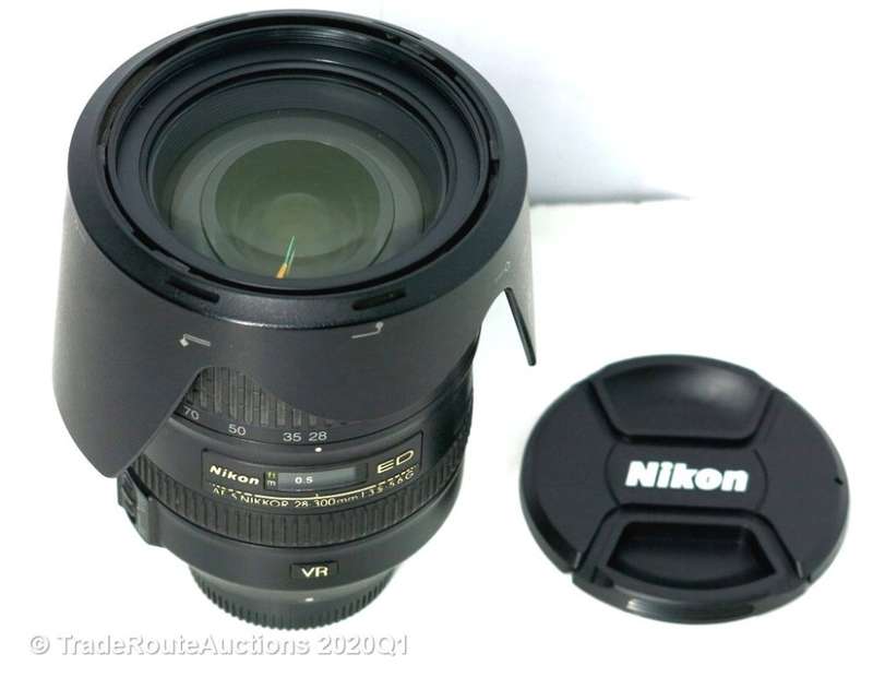 Nikon AF Zoom Nikkor 28-300mm F/3.5-5.6 AF-S VR ED Telephoto Zoom Lens for NIKON DSLR Cameras