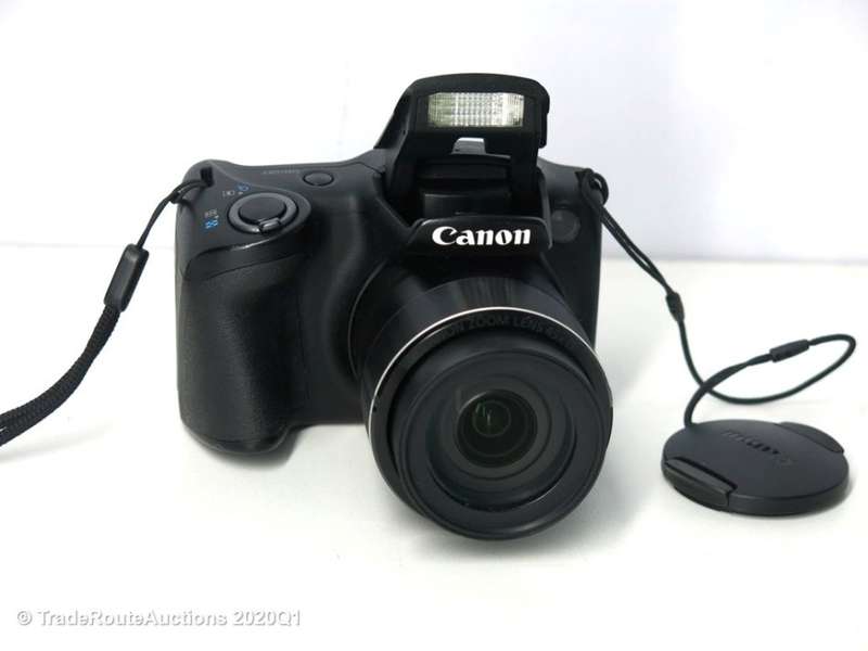 Canon PowerShot SX430 IS Built-in Wi-Fi / NFC Black Digital Camera 20.0MP 45X ZOOM