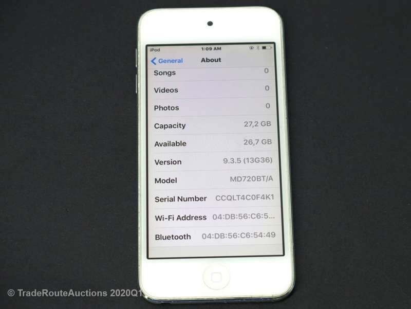 Apple iPod Touch | WHITE/SILVER | 32GB | 5th Generation | A1421 | MD720BT/A | RETINA DISPLAY