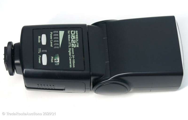 Nissin Di622  Flash for Nikon Cameras